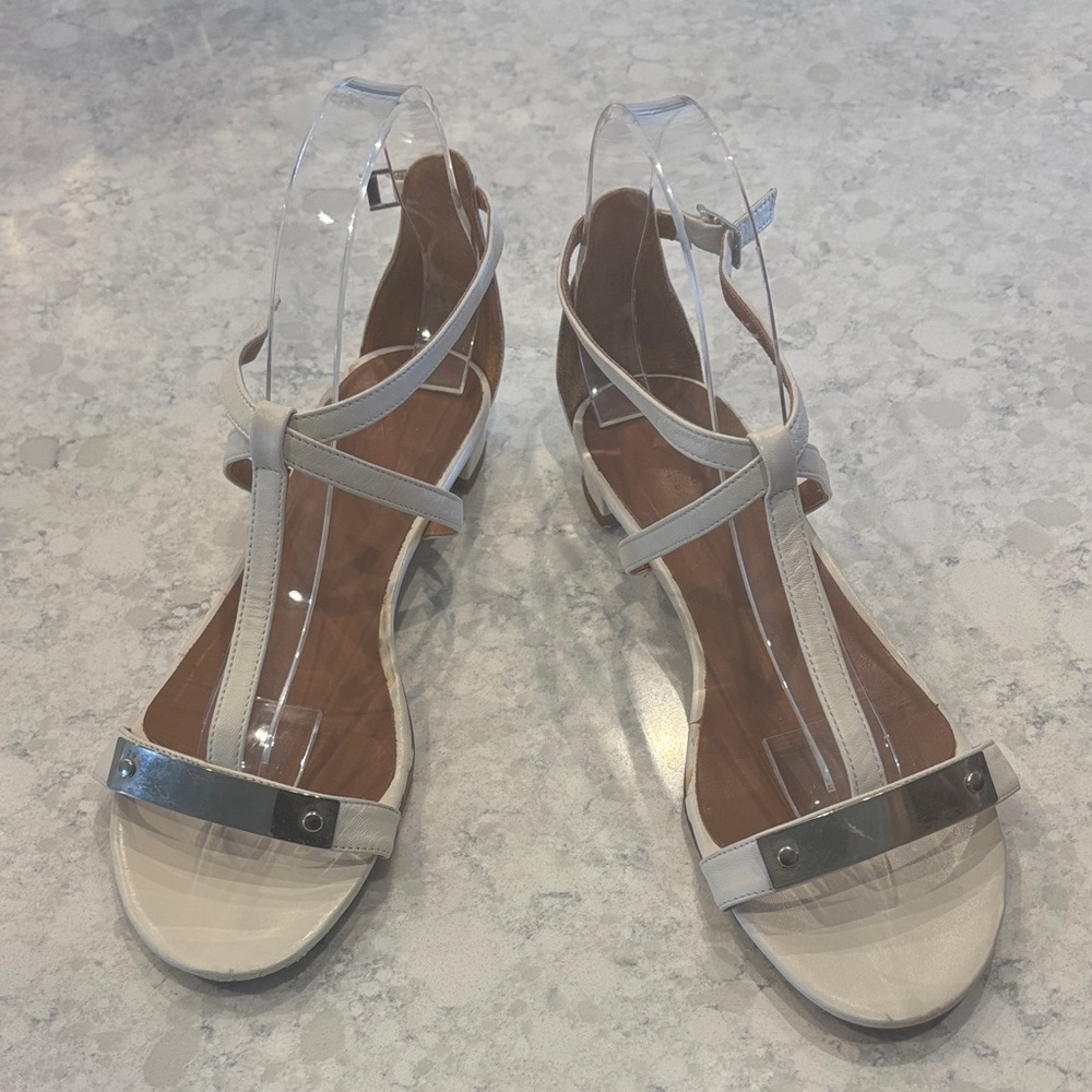 Leather beige sandals size 40 European.